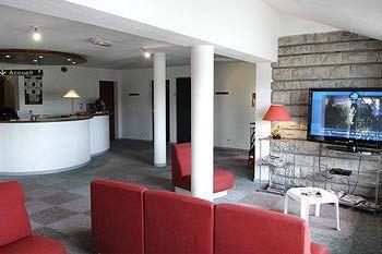 Aireco Hotel Cazeres-sur-l'Adour Exterior photo